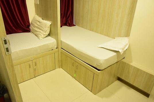 Bkc Corporate Hostel Ac Dormitory มุมไบ ภายนอก รูปภาพ