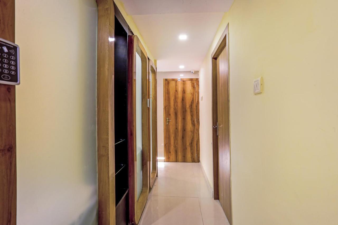 Bkc Corporate Hostel Ac Dormitory มุมไบ ภายนอก รูปภาพ