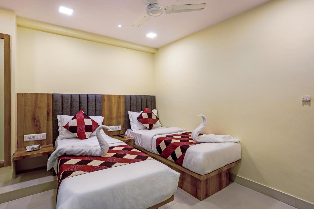 Bkc Corporate Hostel Ac Dormitory มุมไบ ภายนอก รูปภาพ