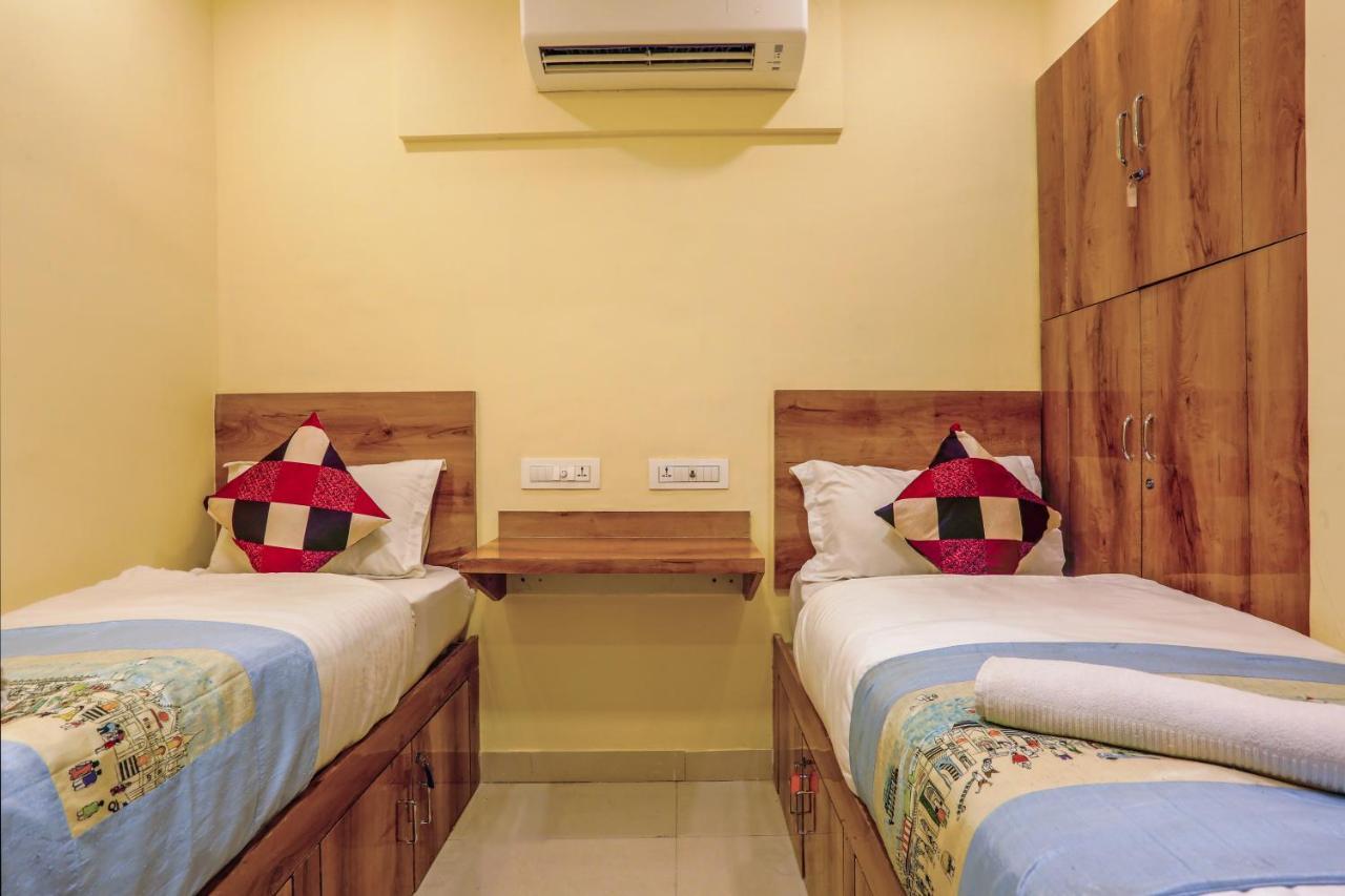 Bkc Corporate Hostel Ac Dormitory มุมไบ ภายนอก รูปภาพ