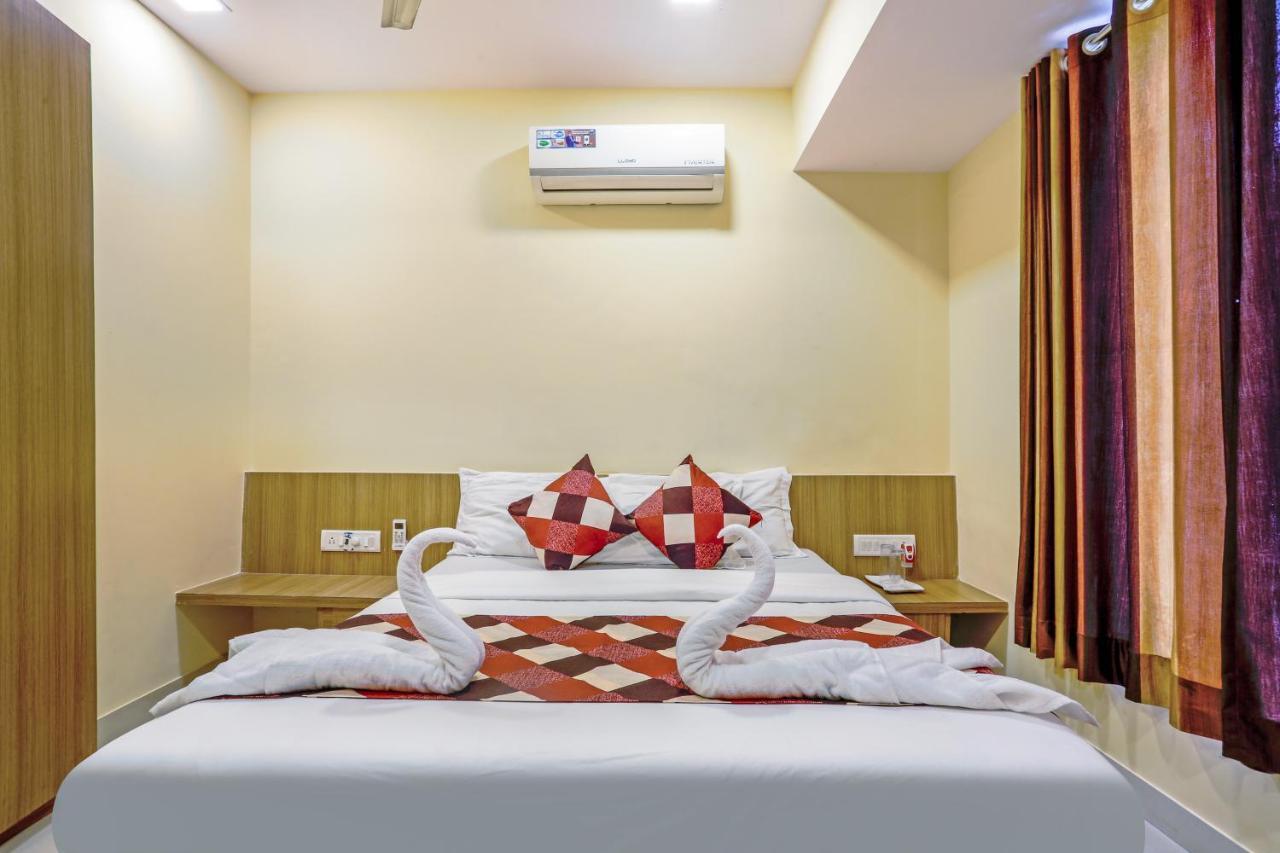 Bkc Corporate Hostel Ac Dormitory มุมไบ ภายนอก รูปภาพ